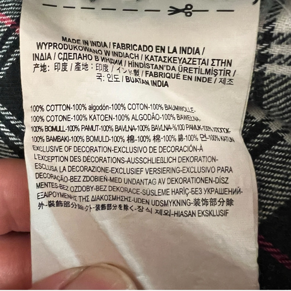 Vans Black Red Plaid Flannel Button Up Long Sleeve Shirt Size Small - Picture 12 of 12